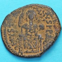 Византия 40 нуммий Юстиниан I 527-565 год. Император на троне.