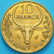 Монета Мадагаскар 10 франков 1977 год.