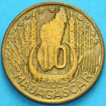 Мадагаскар 10 франков 1953 год.