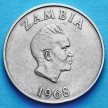 Монета Замбии 10 нгве 1968 год. Венценосная птица-носорог.