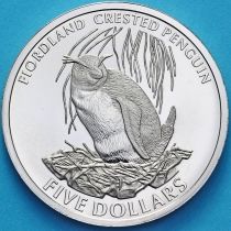 Новая Зеландия 5 долларов 2005 год. Хохлатый пингвин. BU