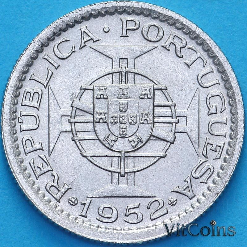 Монета Макао Португальский 50 аво 1952 год