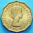 Монета Великобритании 3 пенса 1965 год.