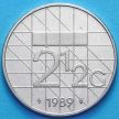Монета Нидерландов 2 1/2 гульдена 1989 год.